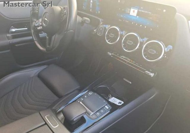 MERCEDES-BENZ B 180 usata, con Servosterzo