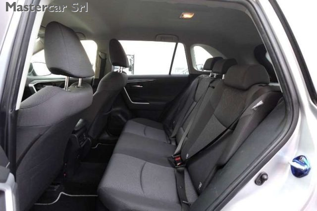 TOYOTA RAV 4 usata, con Autoradio