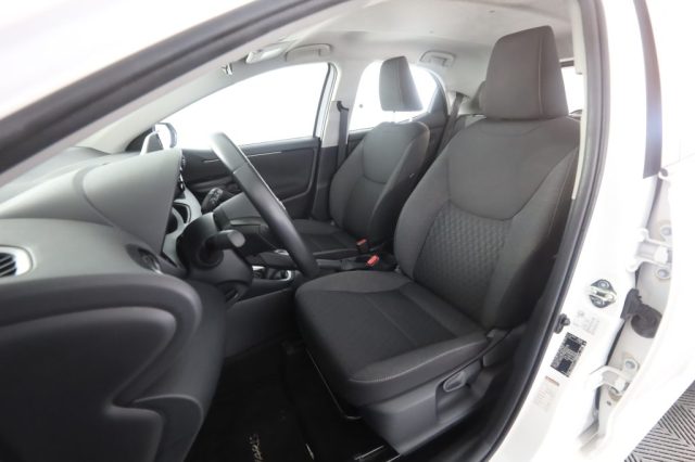 TOYOTA Yaris usata 2