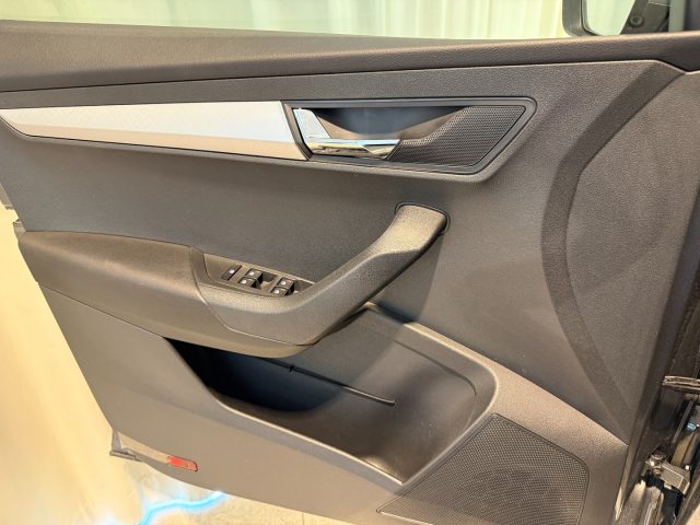 SKODA Karoq usata, con Fendinebbia