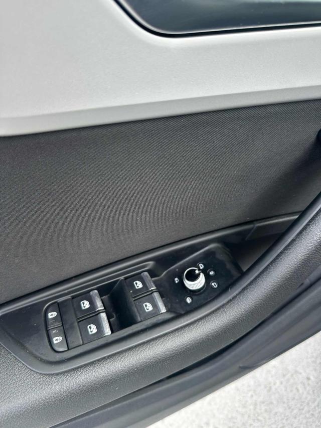 AUDI A4 usata, con Fari Xenon