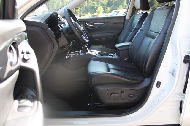 NISSAN X-Trail usata, con Controllo automatico clima