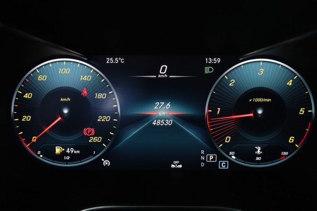 MERCEDES-BENZ GLC 220 usata 6