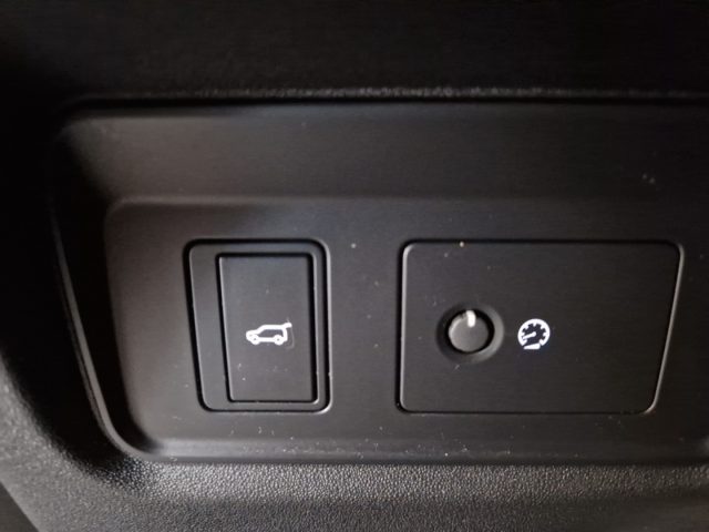 JAGUAR E-Pace usata, con Luci diurne LED