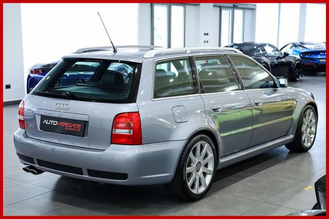 AUDI RS4 usata, con Autoradio