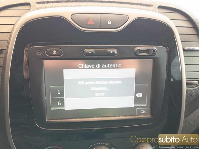 RENAULT Captur usata 21