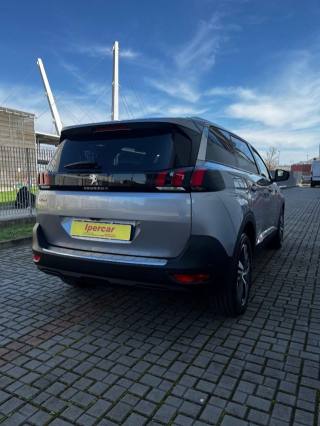 PEUGEOT 5008 usata, con Airbag Passeggero
