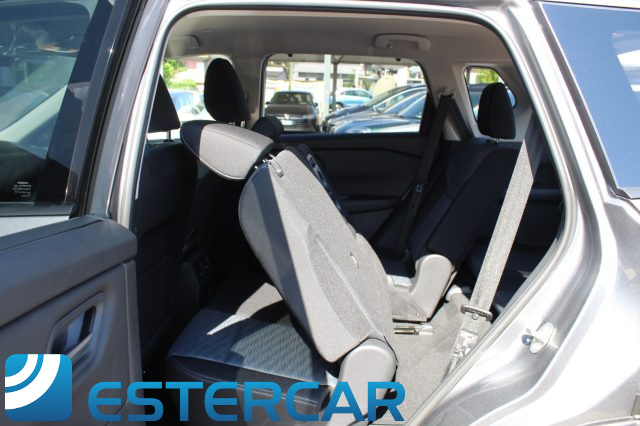 NISSAN X-Trail usata, con USB