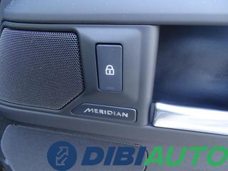 LAND ROVER Defender usata, con Sedile posteriore sdoppiato