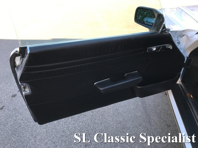 MERCEDES-BENZ SL 560 usata 17