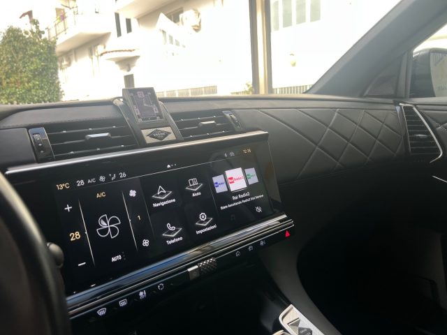 DS AUTOMOBILES DS 7 usata, con Bracciolo