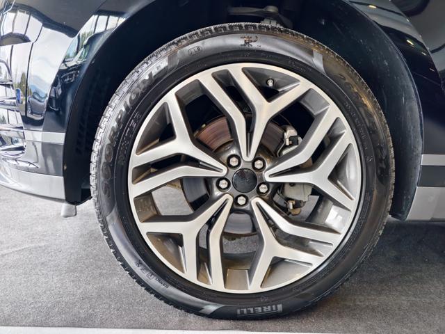 LAND ROVER Range Rover Velar usata, con Autoradio