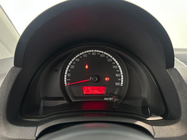 VOLKSWAGEN up! usata, con Climatizzatore