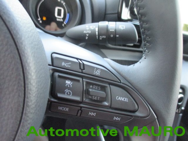 TOYOTA Yaris usata, con Bluetooth