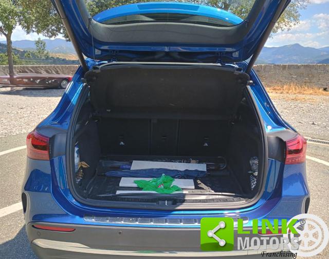MERCEDES-BENZ GLA 200 usata, con Airbag testa