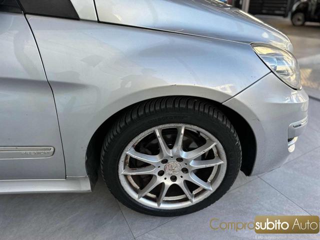 MERCEDES-BENZ B 200 usata, con Airbag laterali