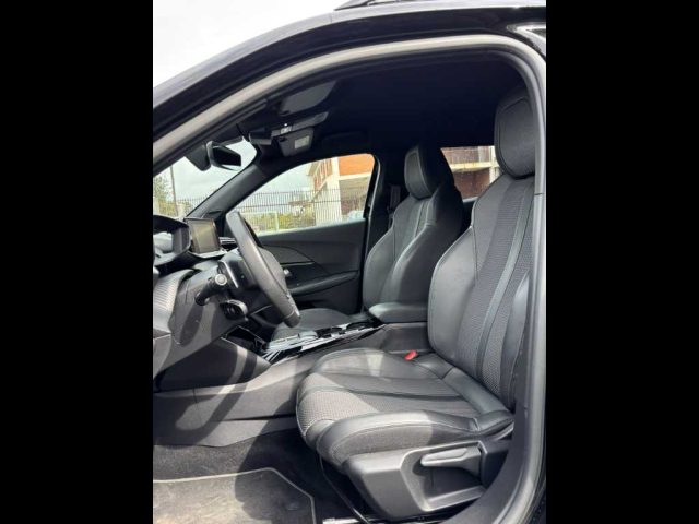 PEUGEOT 2008 usata, con Controllo trazione
