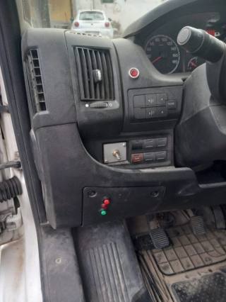 PEUGEOT Boxer usata 11
