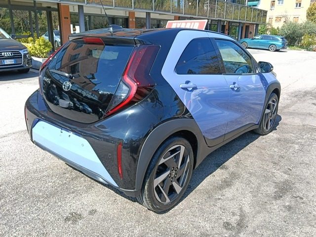 TOYOTA Aygo X usata, con Airbag laterali
