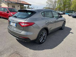 MASERATI Levante usata, con Autoradio