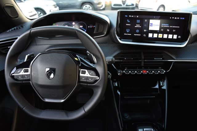 PEUGEOT 2008 usata, con Chiusura centralizzata