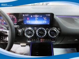 MERCEDES-BENZ GLA 200 usata, con Autoradio