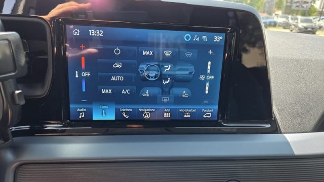 FORD Tourneo Courier usata, con Isofix