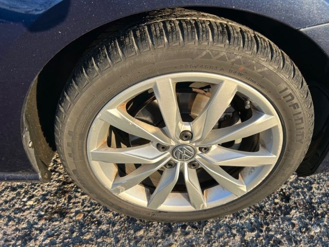 VOLKSWAGEN Golf usata, con Bracciolo