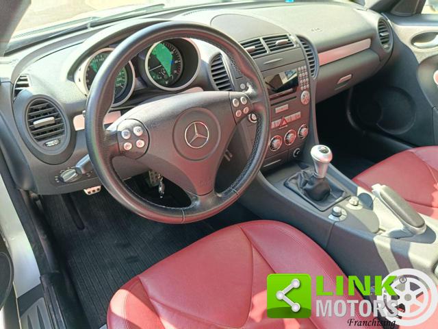 MERCEDES-BENZ SLK 200 usata, con Park Distance Control