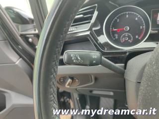 VOLKSWAGEN Touran usata, con Frenata d