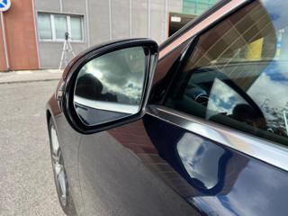 MERCEDES-BENZ E 220 usata, con Cerchi in lega