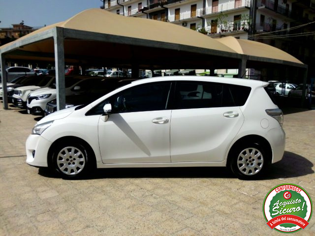 TOYOTA Verso usata, con Alzacristalli elettrici