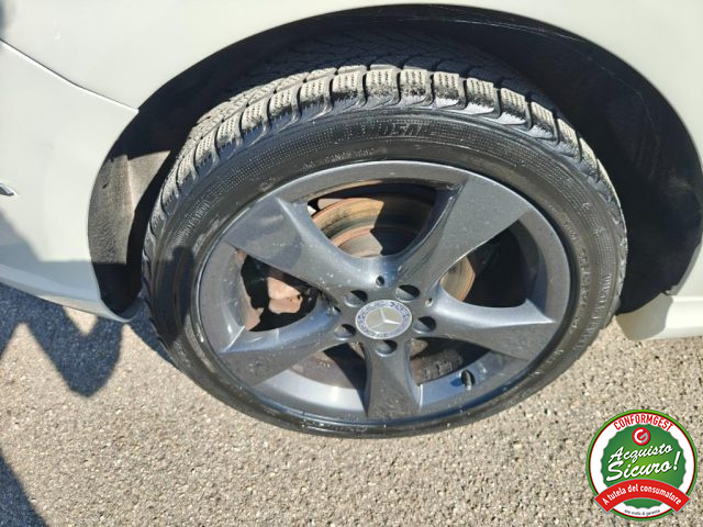 MERCEDES-BENZ B 180 usata, con Sedili riscaldati