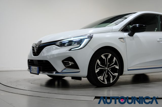 RENAULT Clio usata, con Controllo automatico clima