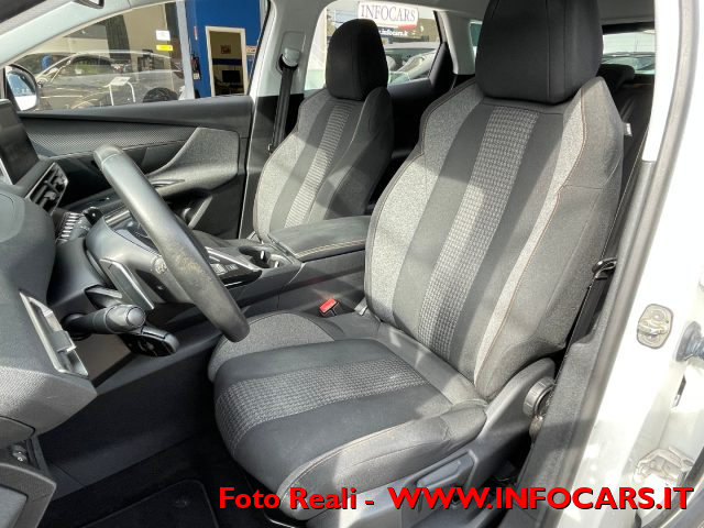 PEUGEOT 3008 usata, con Alzacristalli elettrici