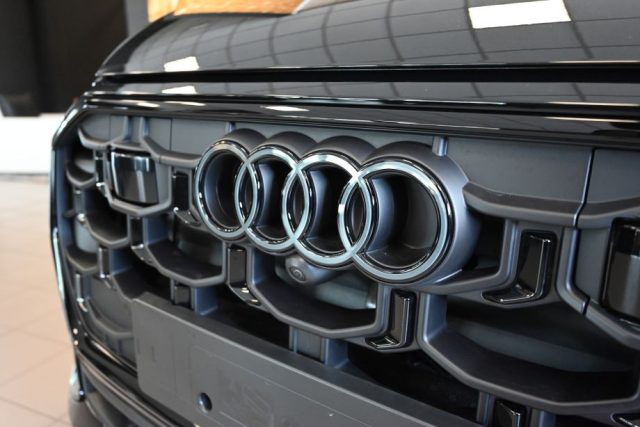 AUDI Q8 usata 90