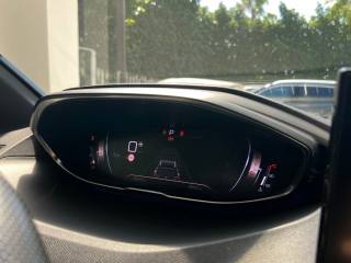 PEUGEOT 3008 usata, con Touch screen