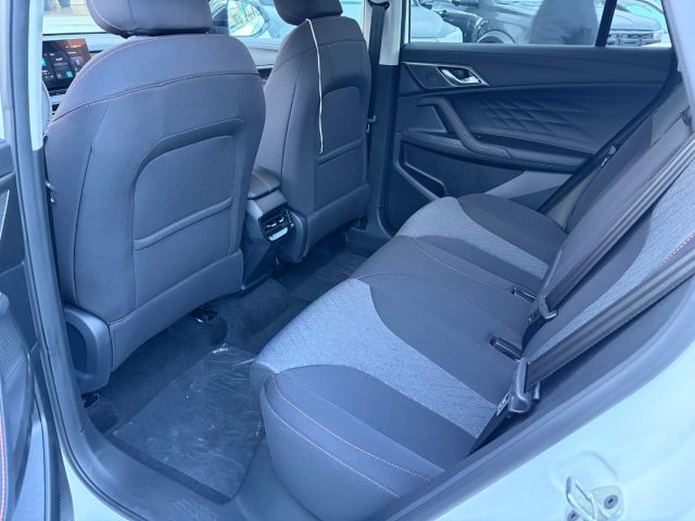 MG HS usata, con Sistema di navigazione