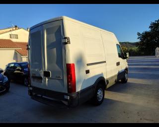 IVECO Daily usata 7