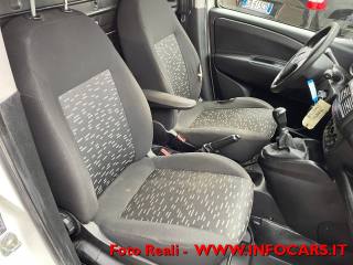 OPEL Combo usata, con Autoradio