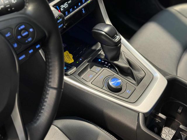 TOYOTA RAV 4 usata, con Cerchi in lega