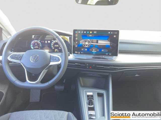 VOLKSWAGEN Golf Variant usata, con Controllo elettronico della corsia