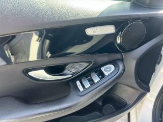 MERCEDES-BENZ C 200 usata, con Lettore CD