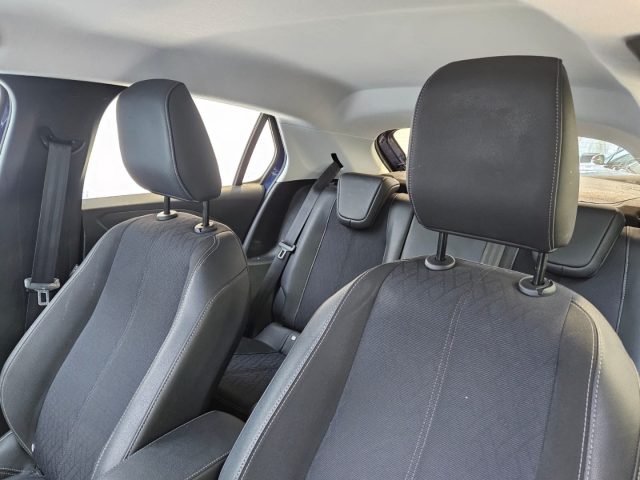 OPEL Corsa usata, con Touch screen