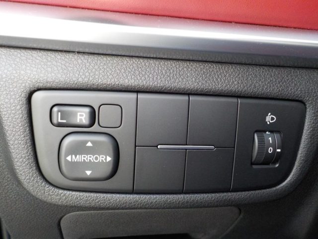 DFSK Glory 500 usata, con Touch screen