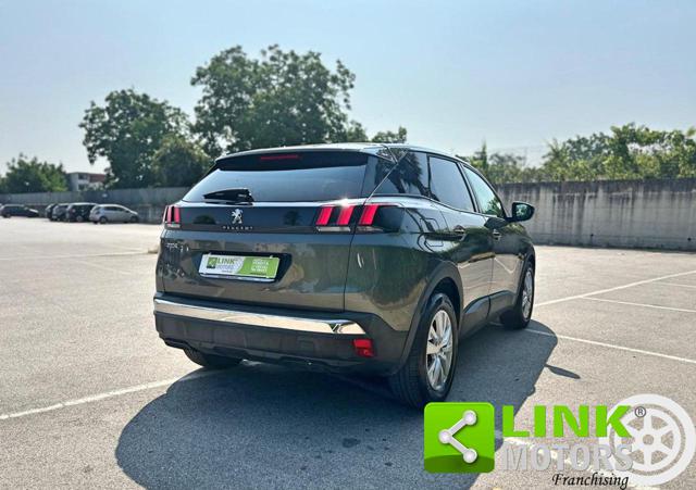 PEUGEOT 3008 usata, con Volante multifunzione