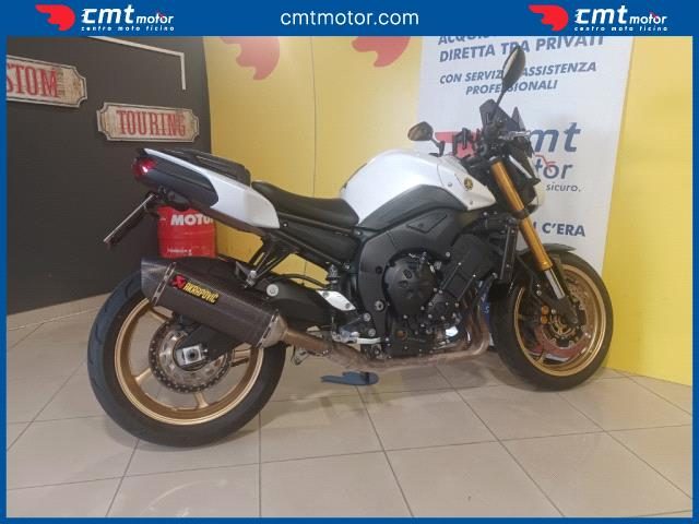 YAMAHA FZ8 usata 5