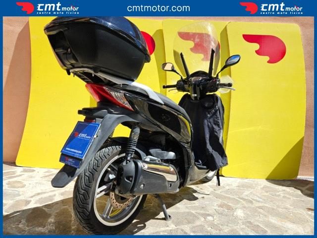 HONDA SH 300 i usata 3