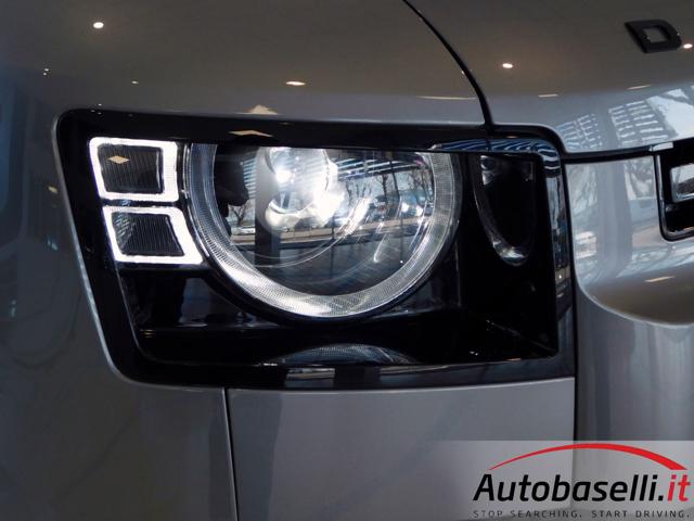 LAND ROVER Defender usata, con Luci diurne LED