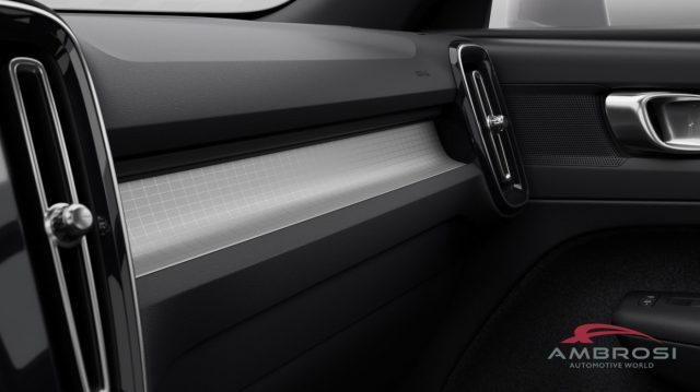 VOLVO XC40 usata 10